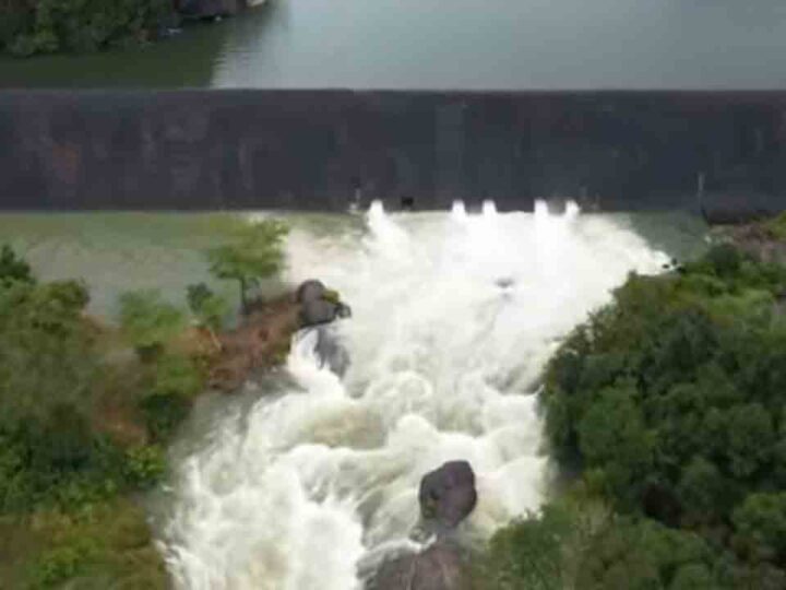 கனமழை, சேனாநாயக்க சமுத்திரத்தின் வான் கதவுகள் திறப்பு..!