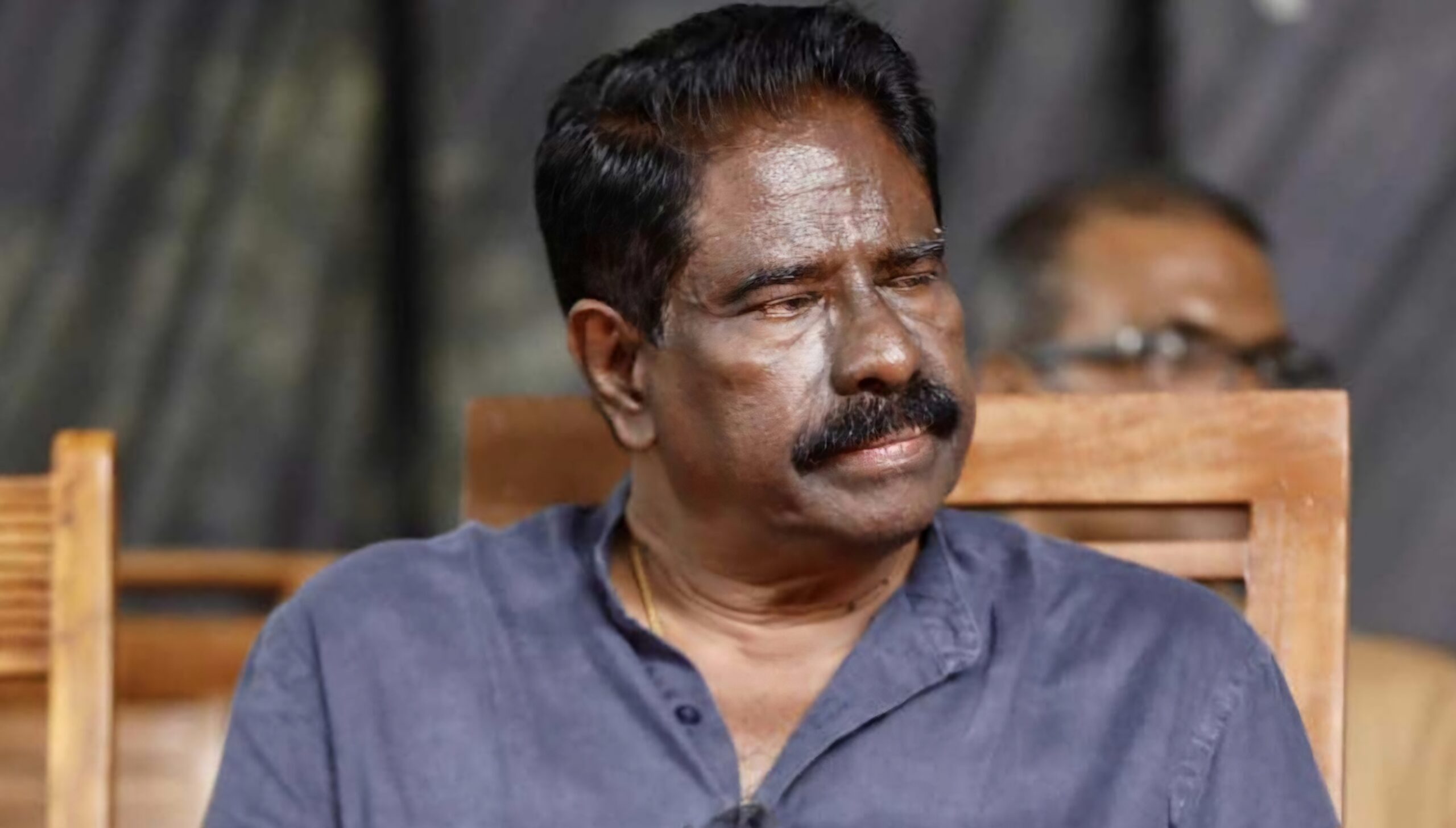 முன்னாள் அமைச்சர் விஜித் விஜயமுனி சொய்சா கைது..!