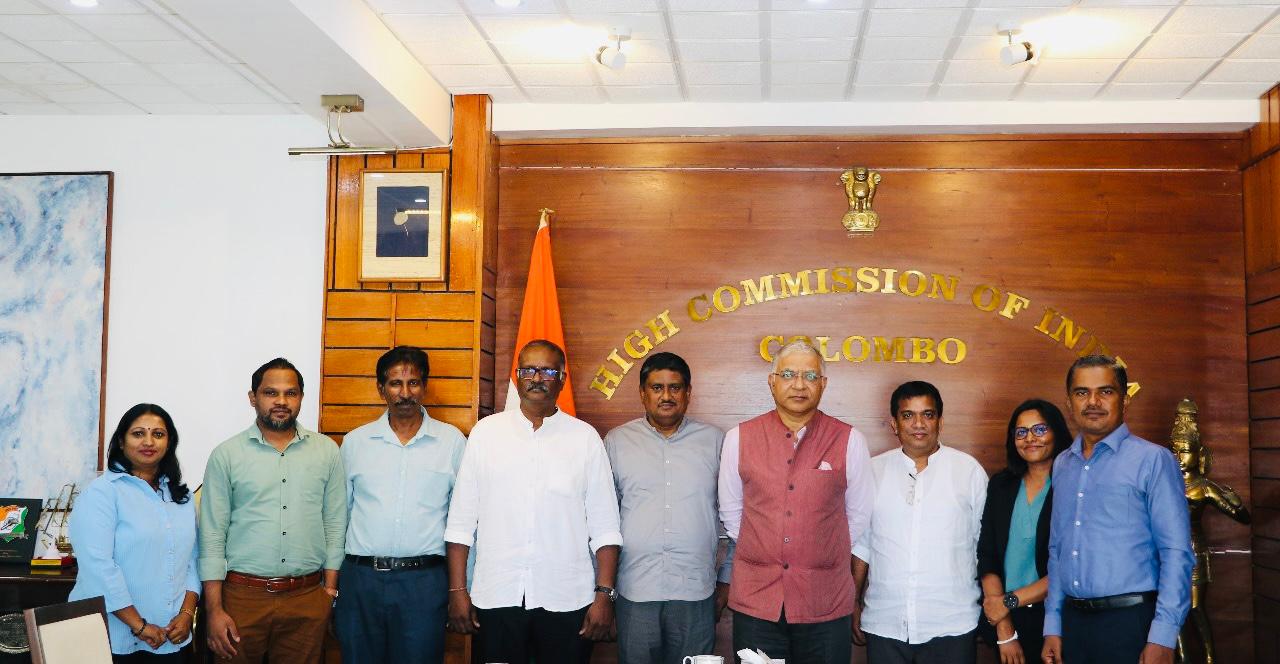 ஊடகப் பயிற்சிகளுக்கு  உதவி  வழங்குவோம்! அகில இலங்கை தமிழ் ஊடகவியலாளர் ஒன்றியத்திடம் இந்தியத் தூதுவர் சந்தோஷ் ஜா உறுதி