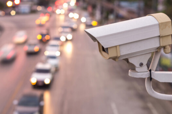 4,000 சாரதிகளுக்கு எதிராக சட்ட நடவடிக்கை