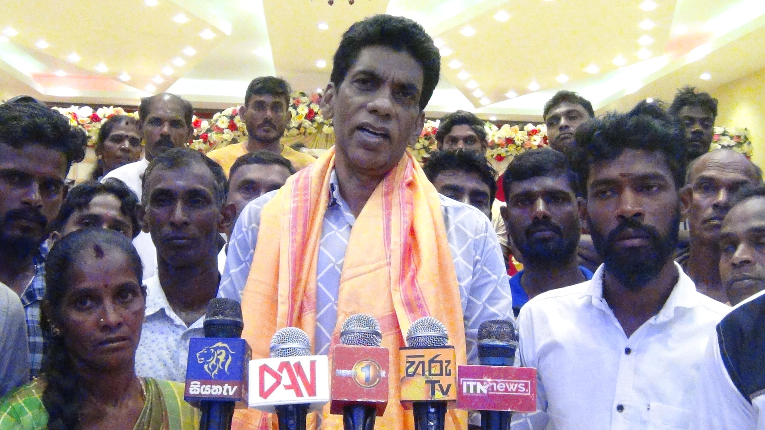 பெருந்தோட்ட தொழிலாளர்களின் சம்பள விடயத்தில் ரணிலும் அனுரவும் பொய் கூறுகிறார்கள்! பழனி திகாம்பரம்