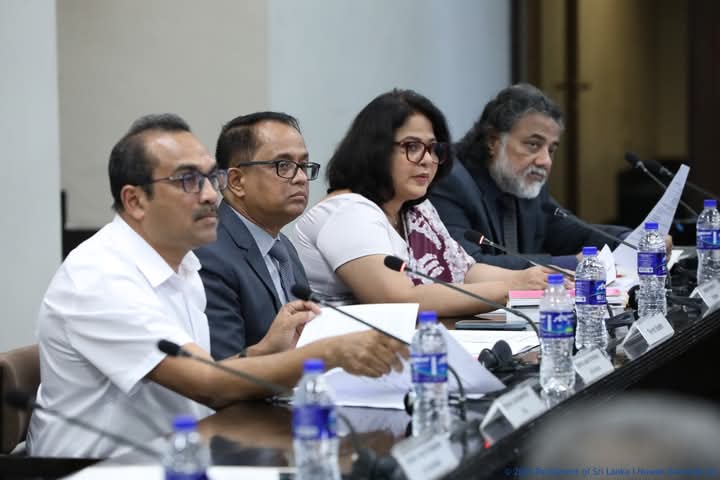 பொலிஸ்மா அதிபர் தேசபத்து தென்னகோன் பதவியிலிருந்து நீக்கமா?