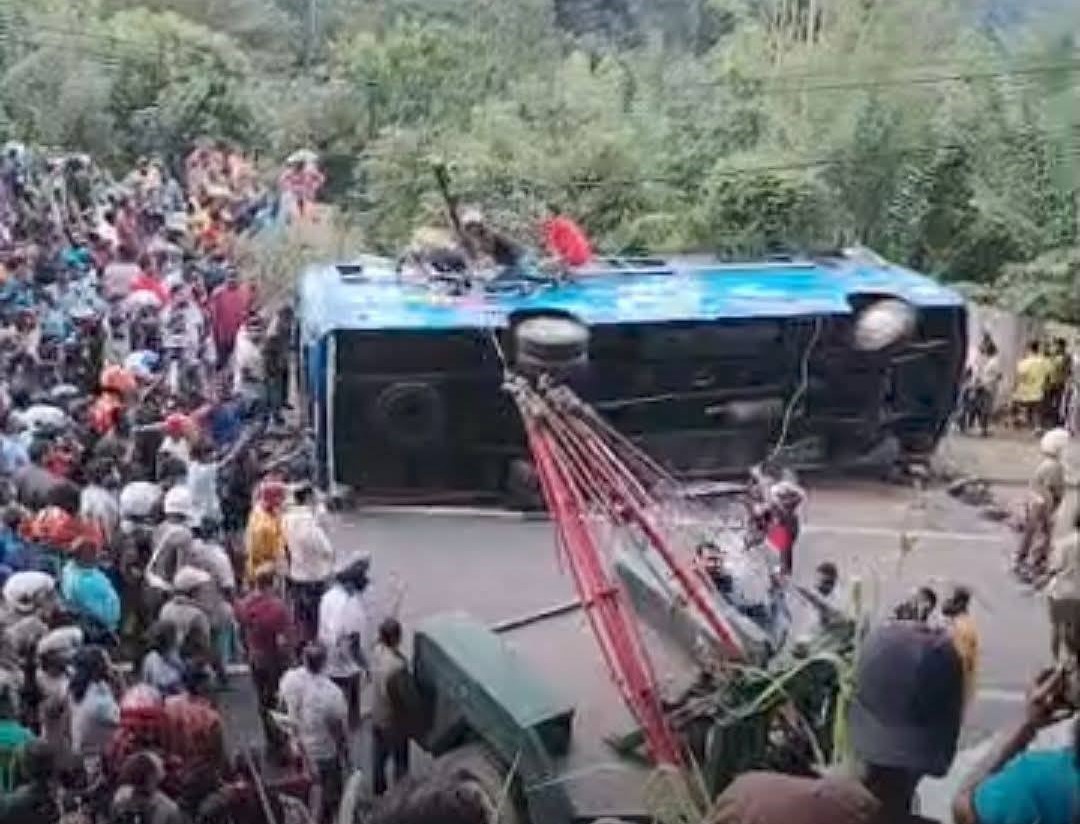 பதுளையில் விபத்து பேரூந்து சாரதி கைது