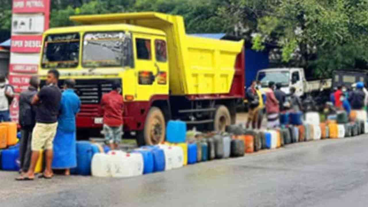 எரிப்பொருள் வழங்குவது உடனடியாக நிறுத்தப்பட்டு உள்ளது