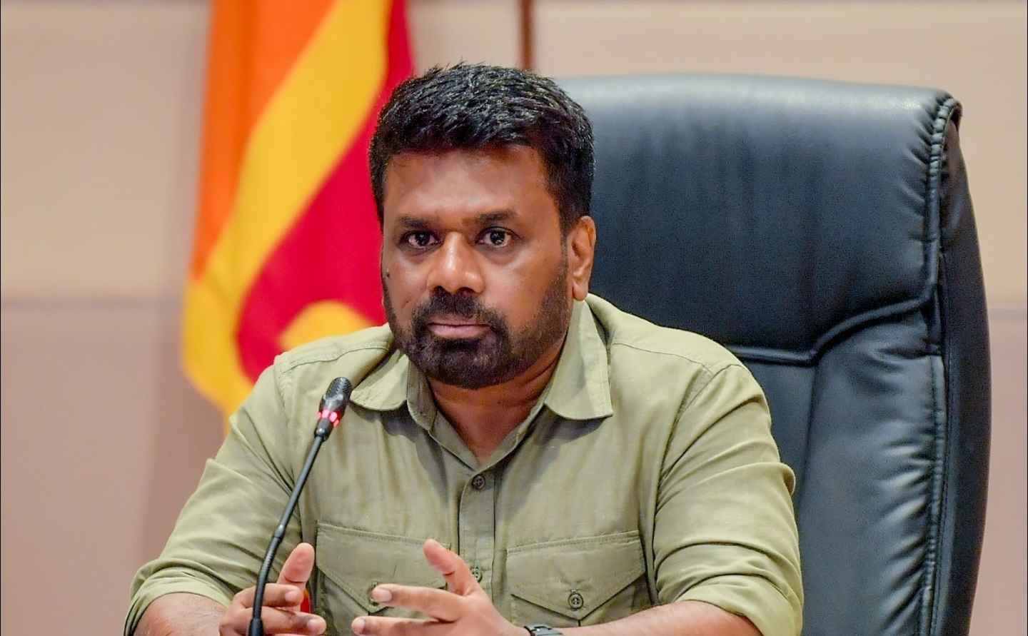 மக்களுடன் இணைந்து பணியாற்றுவது முக்கியம்