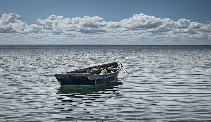 படகு கவிழ்ந்து விபத்து