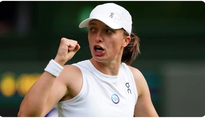 விம்பிள்டன் டென்னிஸ் : இறுதிப்போட்டிக்கு முன்னேறினார் ஸ்வியாடெக்