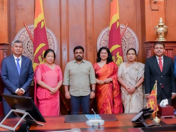 07 புதிய தூதரகத் தலைவர்கள் ஜனாதிபதியைச் சந்தித்தனர்