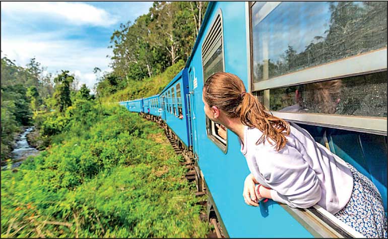 நாட்டின் சுற்றுலா மேம்பாட்டுத் திட்டத்தைச் செயல்படுத்துவதற்காக ஜனாதிபதி பணிக்குழு!