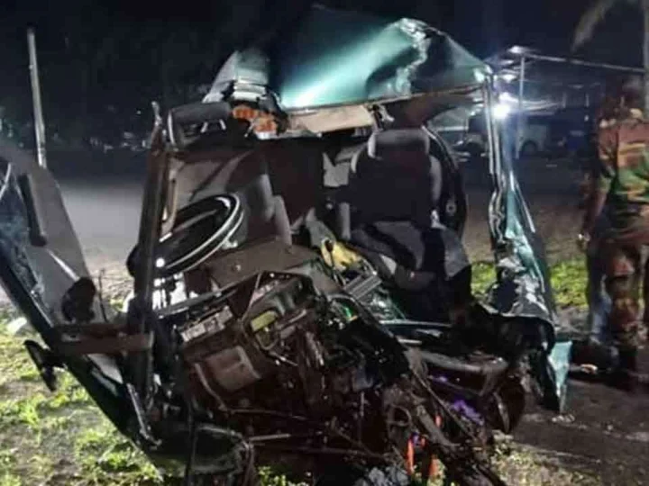 அதிவேக நெடுஞ்சாலை விபத்தில் பெண்ணொருவர் பலி