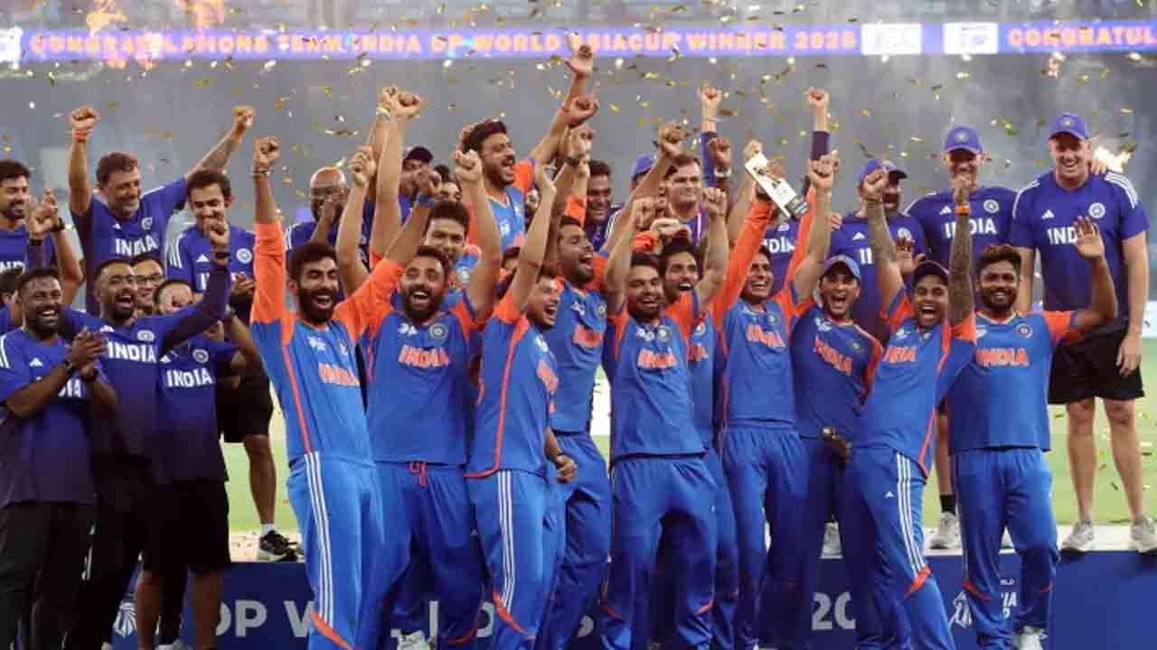 ஆசிய கிண்ணத்தைக் கைப்பற்றியது இந்தியா