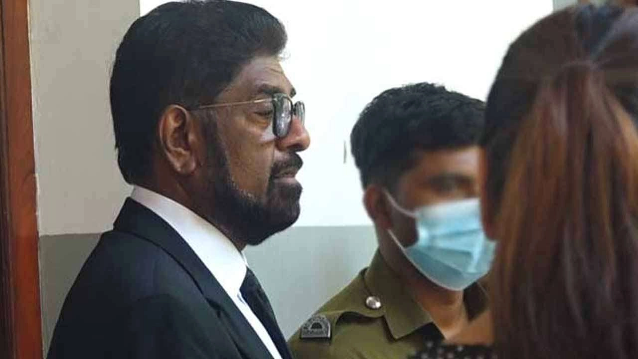 கெஹலியவுக்கு எதிராகக் குற்றப்பத்திரம் தாக்கல்