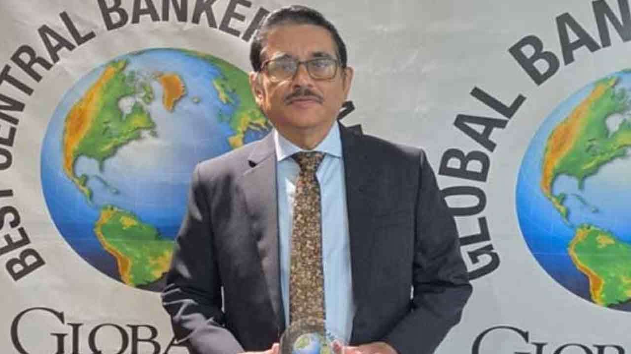 இலங்கை மத்திய வங்கி ஆளுநருக்கு உயரிய விருது