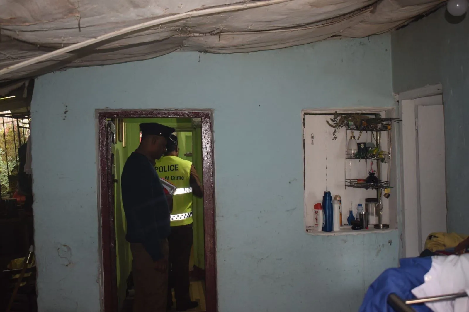 நானுஓயாவில் வீடுடைத்துக் கொள்ளை அடித்தவருக்கு விளக்க மறியல்