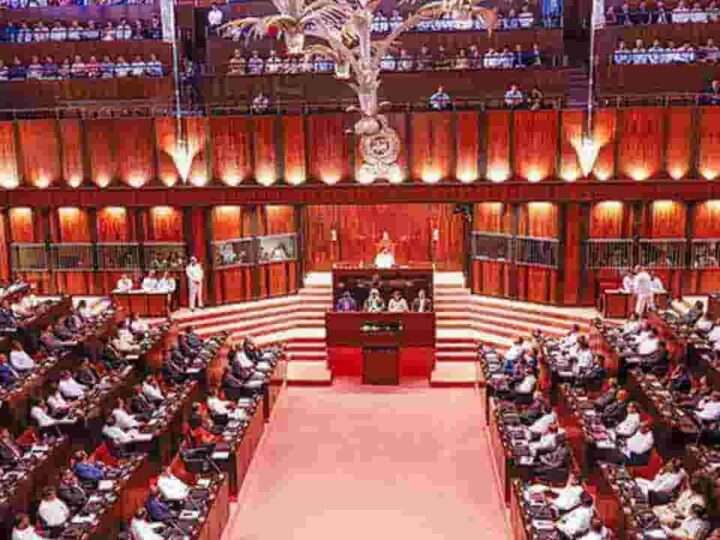 பாராளுமன்றம் இன்றும் நாளையும் கூடுகிறது