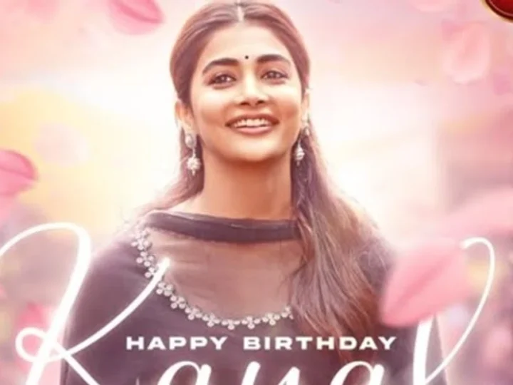 பூஜா பிறந்தநாளில் ‘ஜனநாயகன்’ புதிய சுவரொட்டி