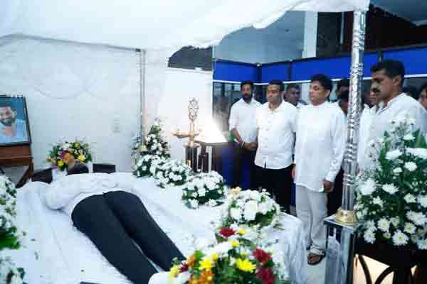 லசந்தவுக்கு சஜித் இறுதி அஞ்சலி