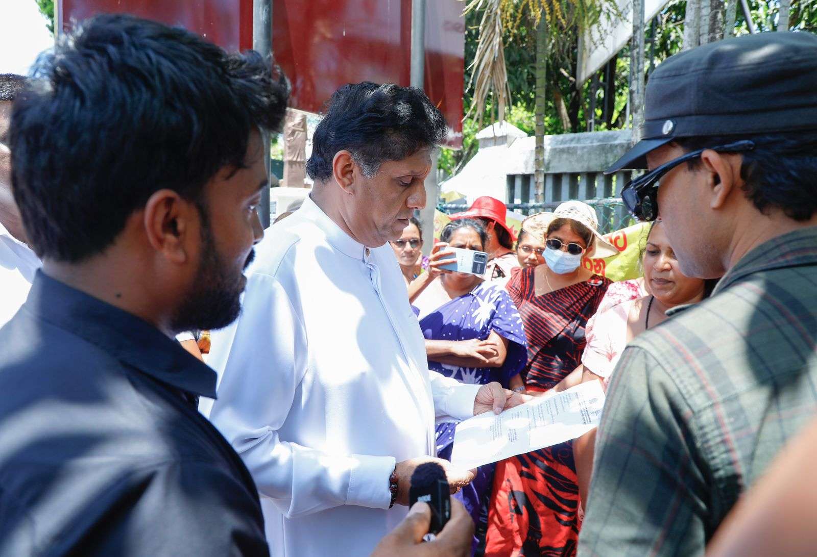 அபிவிருத்தி உத்தியோகத்தர்களின் பிரச்சினைக்குத் தீர்வு வேண்டும்