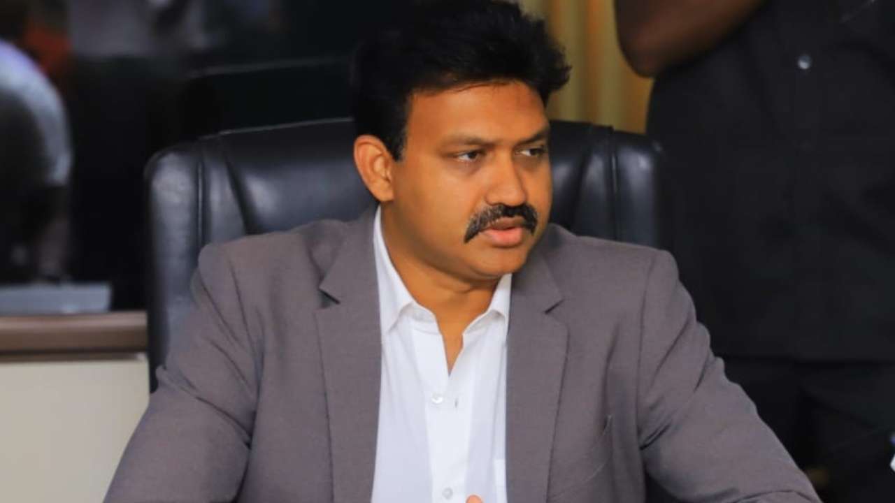 தோட்டக்கம்பனிகளைக் கடுமையாகக் கண்டித்த செந்தில் தொண்டமான்