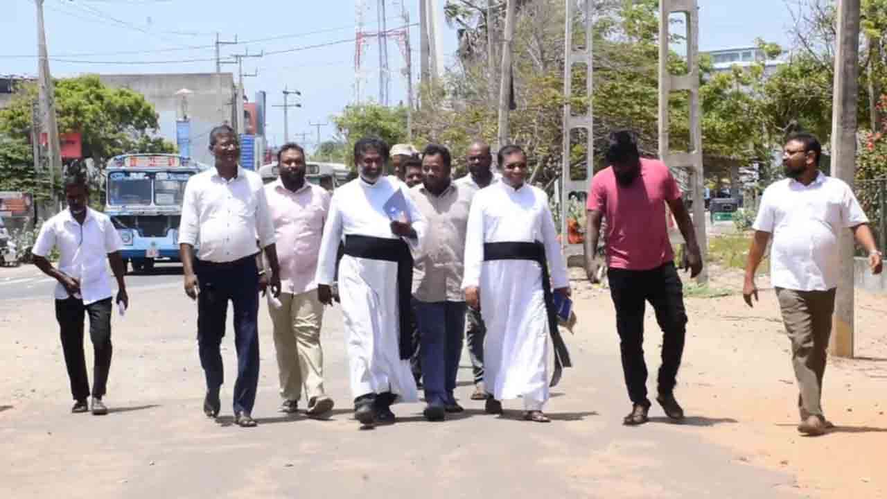 போராட்டக்காரர்களுக்கு எதிரான வழக்கில் ஐவருக்குப் பிணை