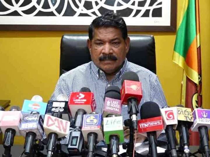 மனோ, ஜீவன், திகா, கேடுகெட்ட அரசியலை நிறுத்த வேண்டும்