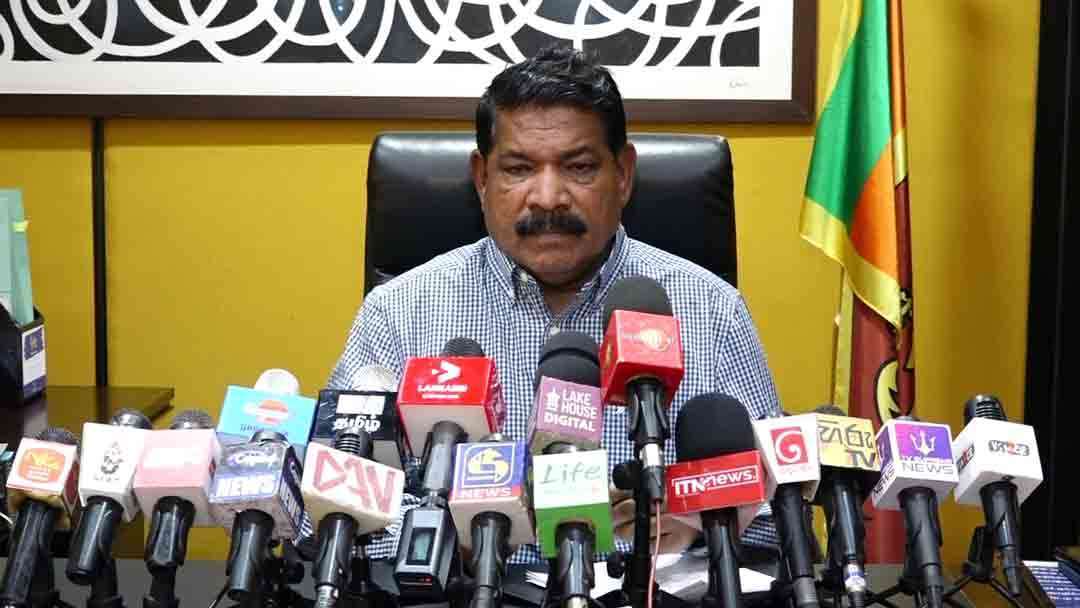 மனோ, ஜீவன், திகா, கேடுகெட்ட அரசியலை நிறுத்த வேண்டும்