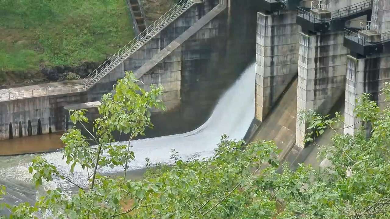 கொத்மலை அணை உடைந்ததாக பரவும் தகவல் உண்மையில்லை!