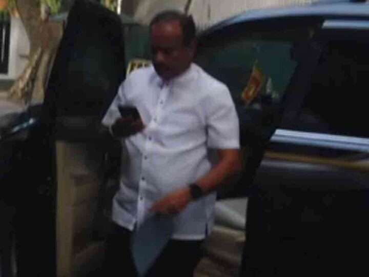 முன்னாள் பிரதி சபாநாயகர் இலஞ்ச ஊழல் விசாரணை ஆணைக்குழுவில்