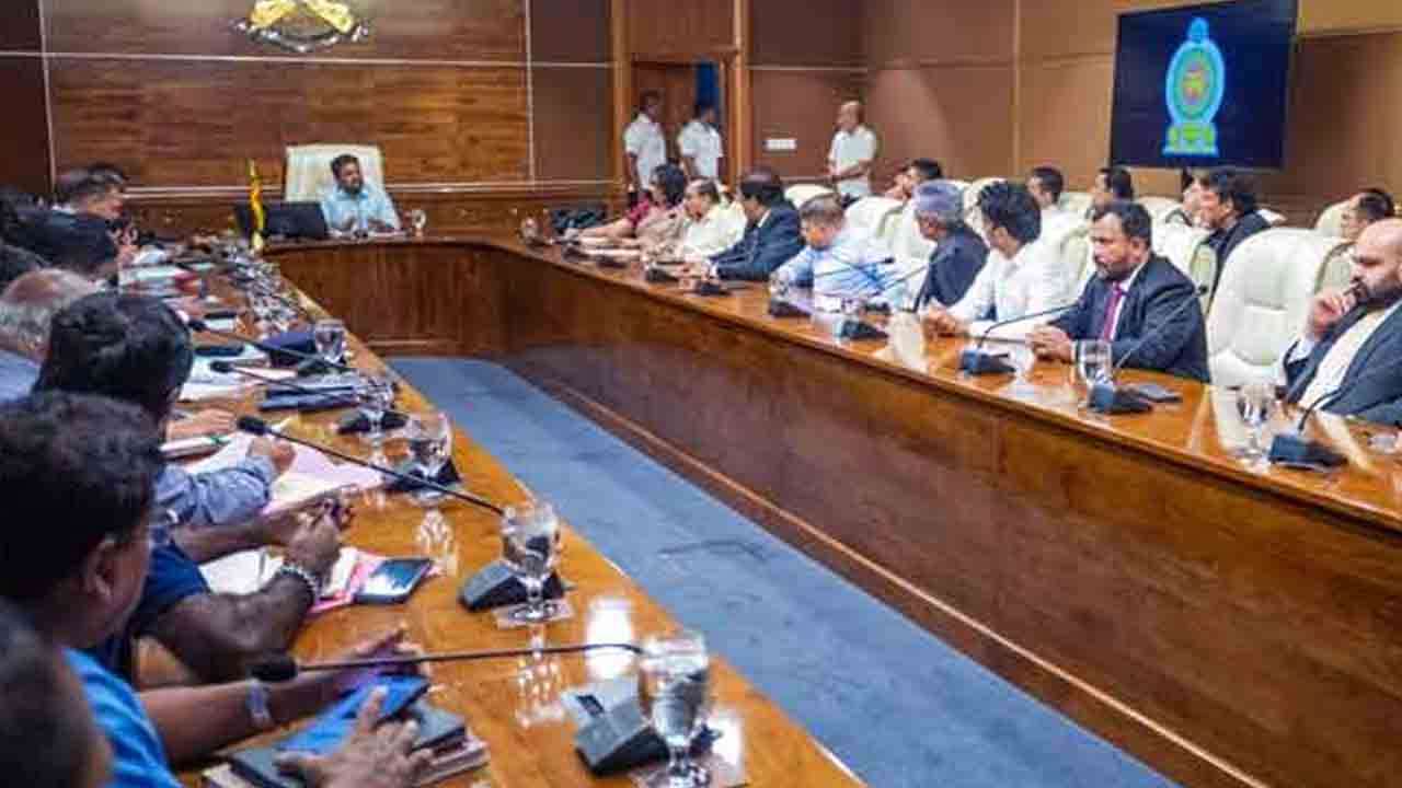 அனர்த்த நிலைமை தொடர்பில் ஜனாதிபதி கலந்துரையாடல்