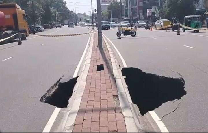 கொழும்பு – கண்டி வீதி யக்கலையில் மூடல்