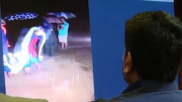 கலாஓயா பாலத்தில் நீரில் முழ்கிய பஸ்: ஒருவர் உயிரிழப்பு