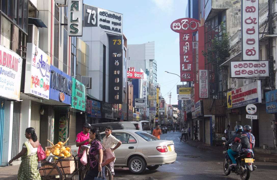 செட்டியார் தெருவில் கடையுடைத்து நகை திருடிய நபர் கைது