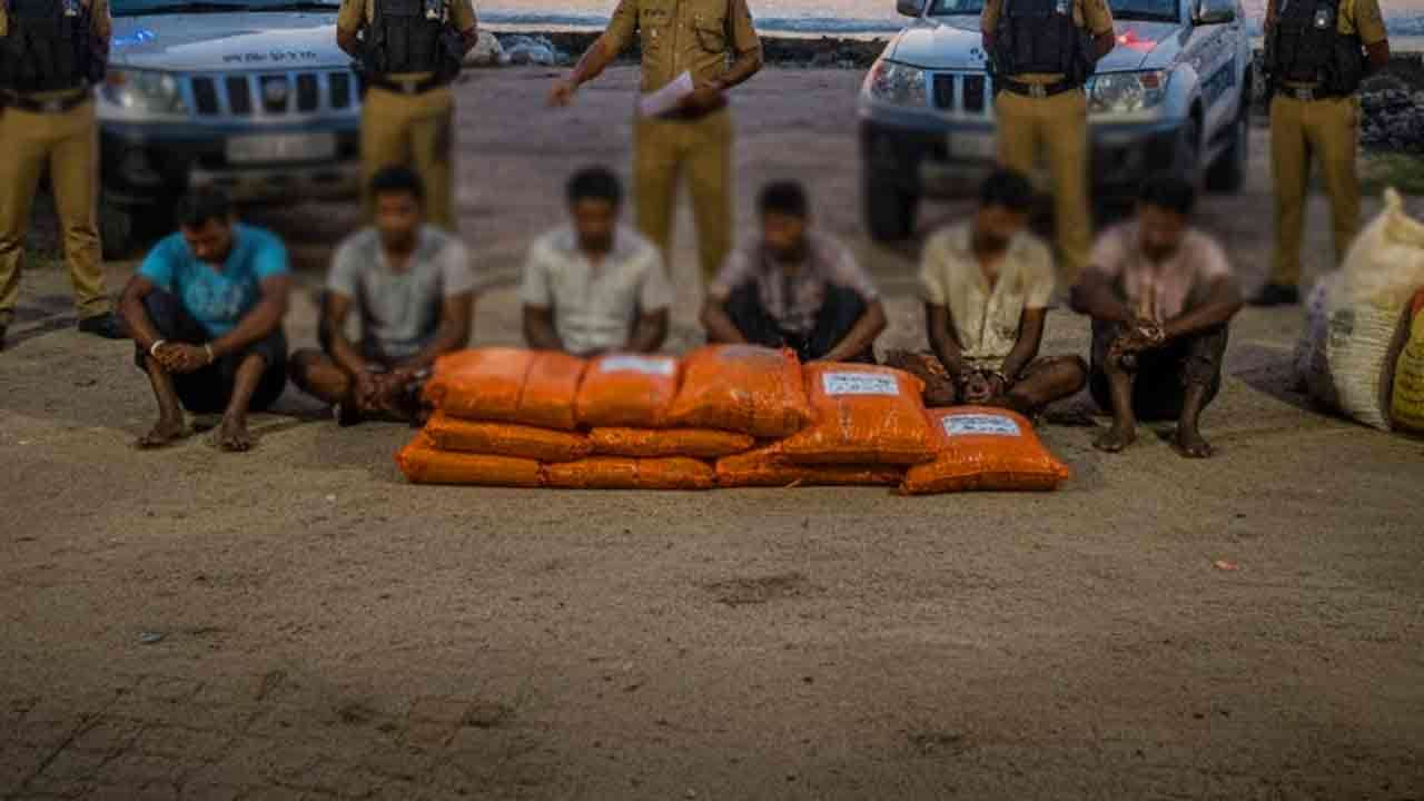 300 கிலோ போதைப்பொருளுடன் ஆறு பேர் கைது