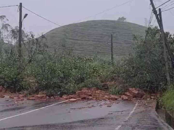 மலையகப் பகுதிகளில் எந்தவொரு நேரத்திலும் மண்சரிவு அபாயம்