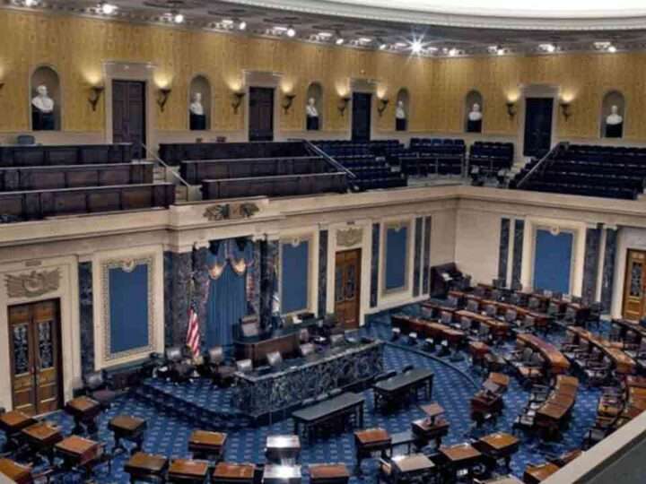 அமெரிக்க முடக்கத்திற்கு முடிவுகட்ட செனட் சபை உறுப்பினர்கள் இணக்கம்