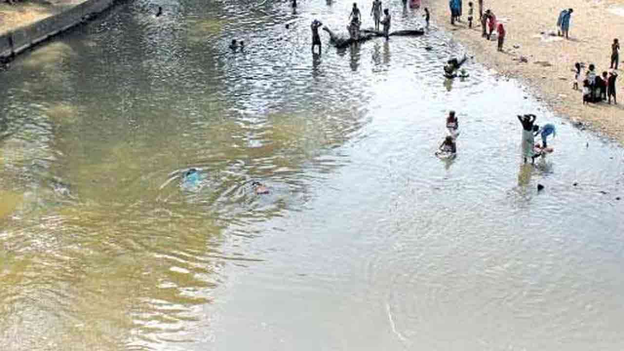 102,877 குடும்பங்களை சேர்ந்த 373,428 பேர் பாதிப்பு!