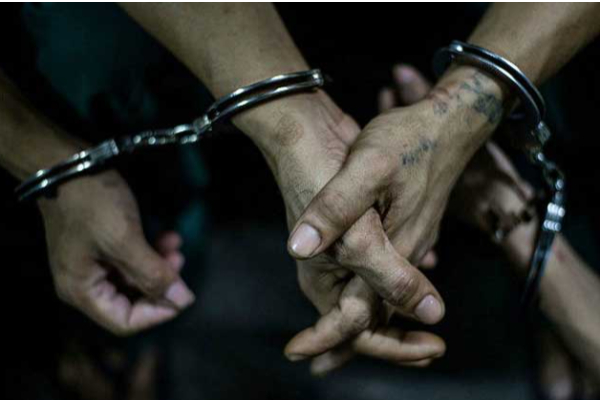 போதைப்பொருளுடன் பலர் கைது!