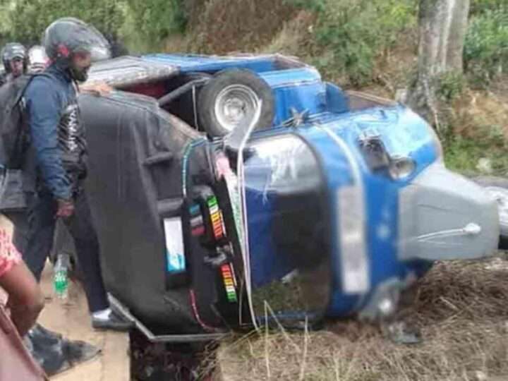 காட்டுப்பன்றியுடன் மோதி முச்சக்கரவண்டி விபத்து!