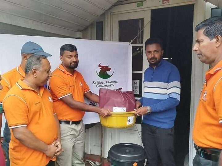 மாத்தறை ஊடகவியலாளர்களின் மனித நேய உதவிகள்