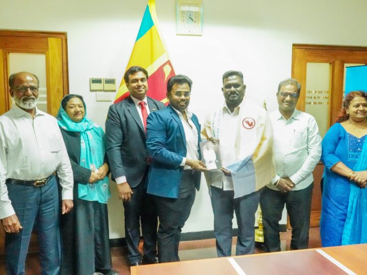 பிரதி அமைச்சர் பிரதீப் மும்பையில் சுற்றுலா அமைப்புகளுடன் சந்திப்பு