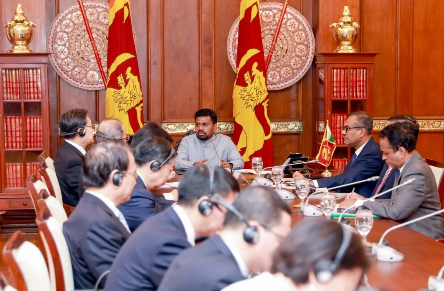 சீன தேசிய மக்கள் காங்கிரஸ் தூதுக்குழு  ஜனாதிபதியுடன் சந்திப்பு