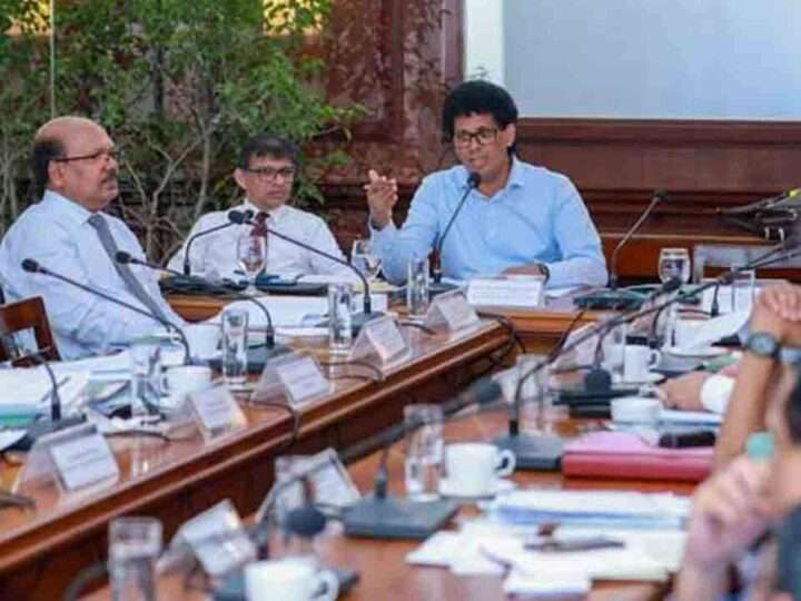 உருளைக்கிழங்கு, வெங்காயம், பருப்பு இறக்குமதி செய்ய பரிசீலனை