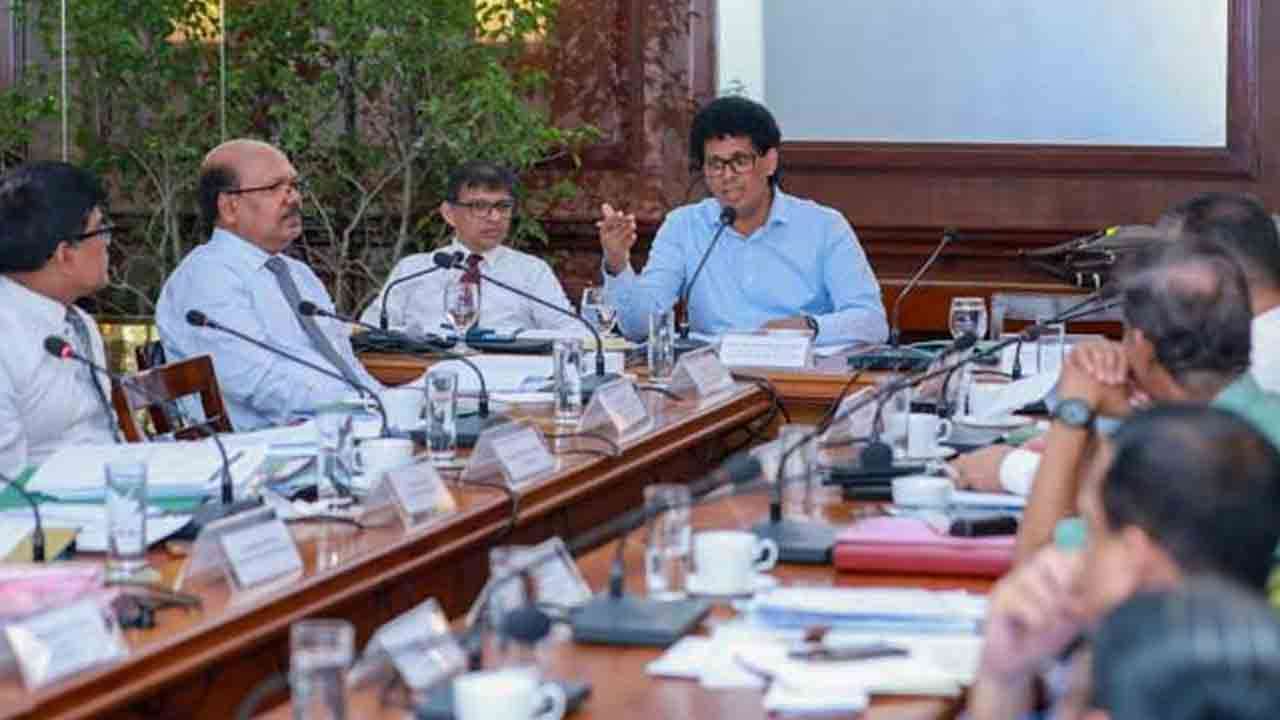 உருளைக்கிழங்கு, வெங்காயம், பருப்பு இறக்குமதி செய்ய பரிசீலனை