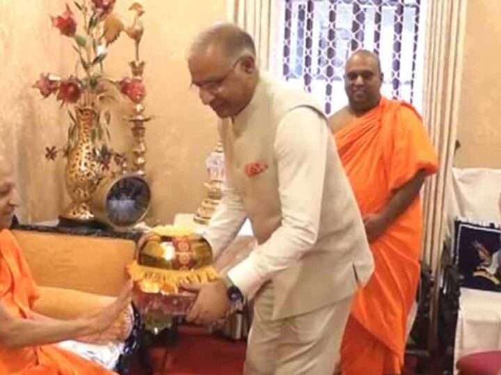 இந்தியாவின் உதவிக்கு மகாநாயக்க தேரர்கள் நன்றி தெரிவிப்பு