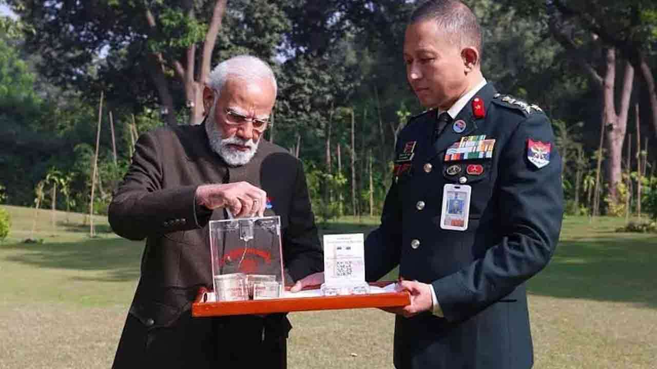 படைவீரர் கொடி நாளுக்காக பிரதமர் மோடி நன்கொடை