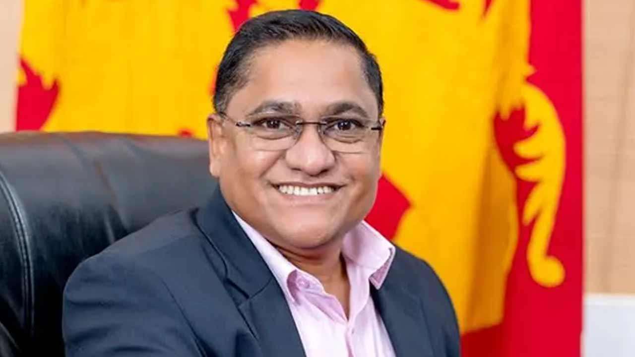 தமிழக முதல்வருக்கு தொலைபேசியில் நன்றி தெரிவித்த அமைச்சர் விஜித்த