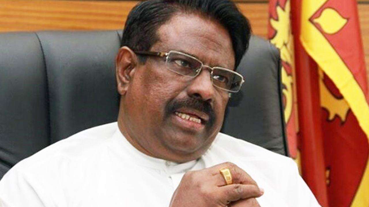 விஜித் விஜயமுனி பொலிஸ் நிதி குற்றப் புலனாய்வுப் பிரிவில் முன்னிலை