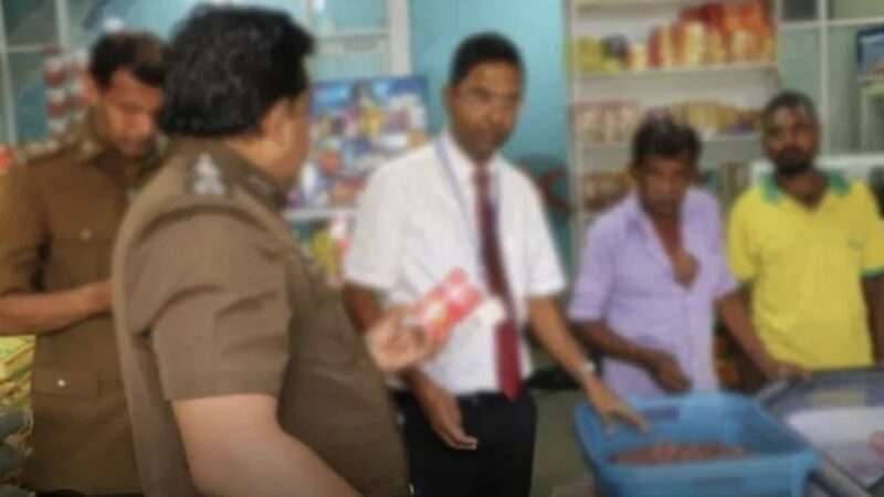 காலாவதியான உணவுகளை விற்ற 400 கடைகள்