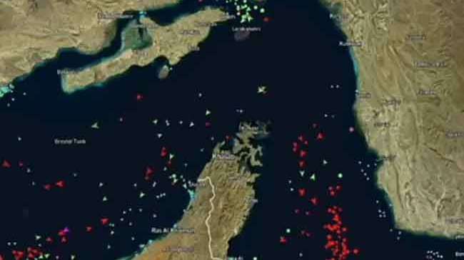 ஹோர்முஸ் நீரிணையில் ஈரான் கப்பலை சிறைபிடித்த அமெரிக்கா
