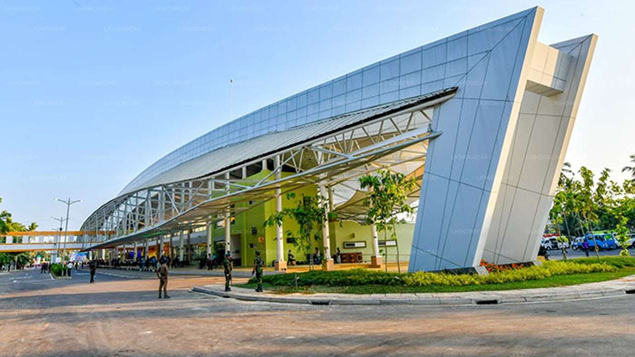 புத்தாண்டில் மாகும்புர பேருந்து நிலையத்தை நாடிய 55 பயணிகள்